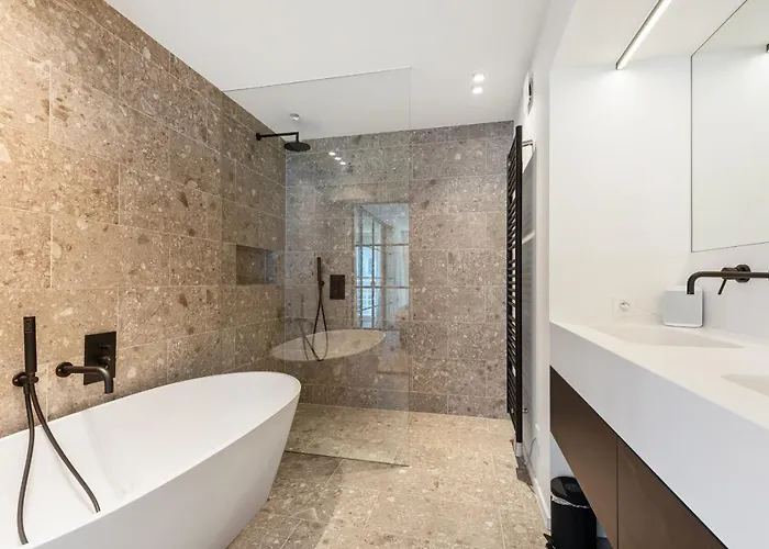 Appartement Hyper-luxeappartement, Zeezicht, Centrum, Airco, Optie Hotelservices Oostende