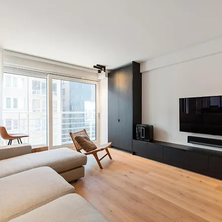 Hyper-luxeappartement, Zeezicht, Centrum, Airco, Optie Hotelservices *